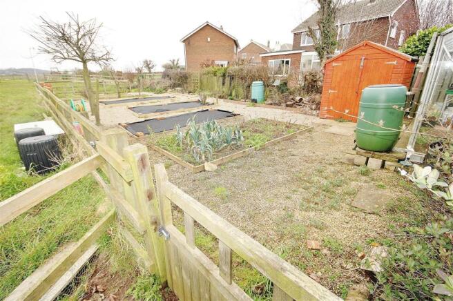 Rear Garden/Vegetabl