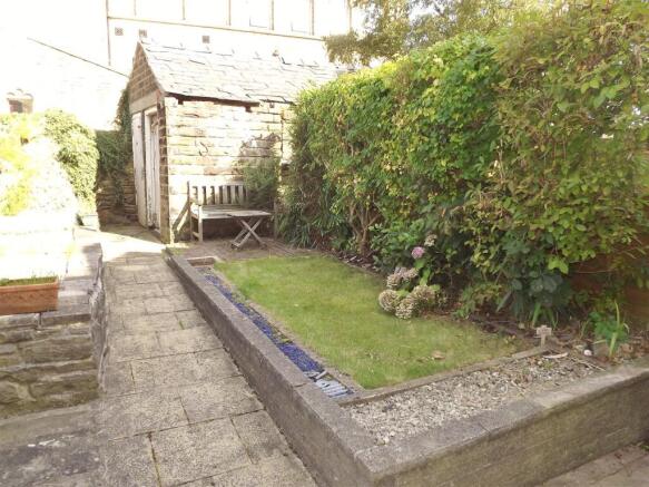 3 bed Terraced to rent Image 11
