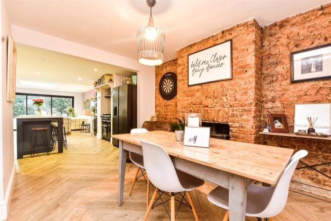 Lounge/Diner