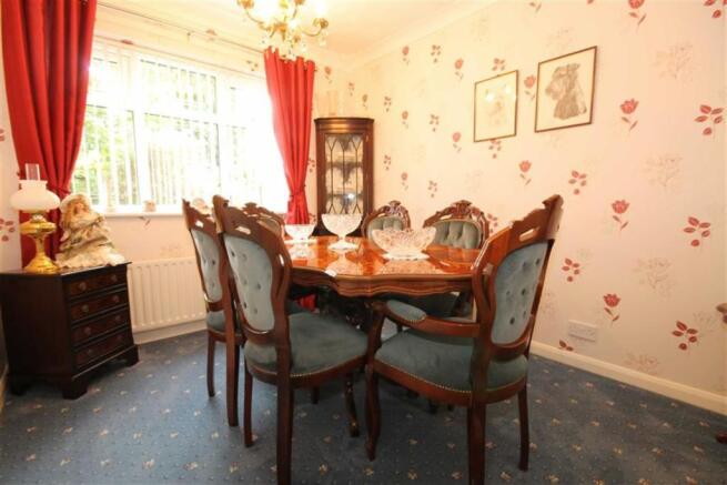 Bedroom Three/ Dinin