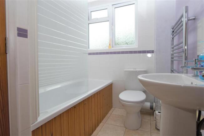 Bathroom.jpg