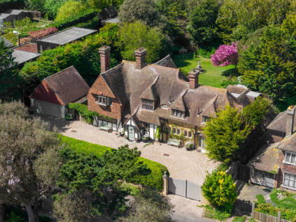 Fitzroy Avenue, Kent, CT10