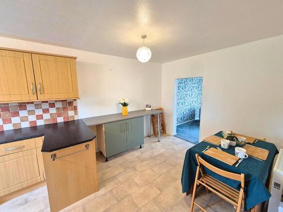 39, Ebnal Close, Leominster, Herefordshire, HR6 8SL photo 4