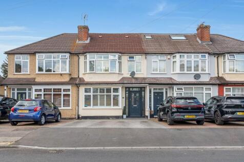 Henley Avenue, Cheam, SM3