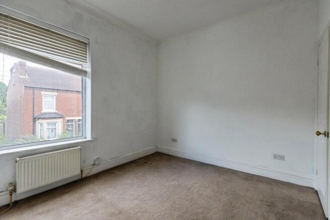 3 bed Terraced for sale Image 12