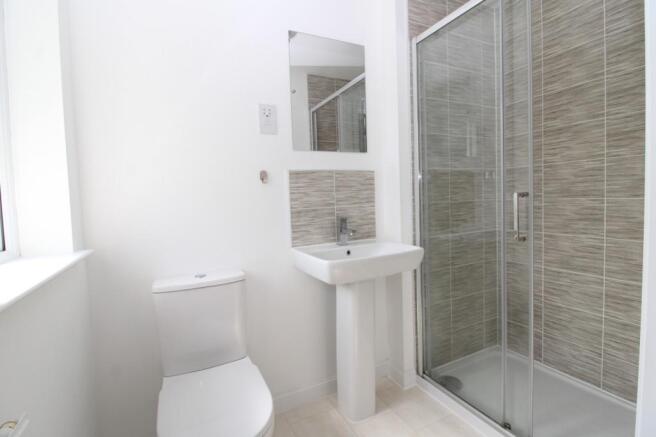 Master Bedroom En Suite Shower Room