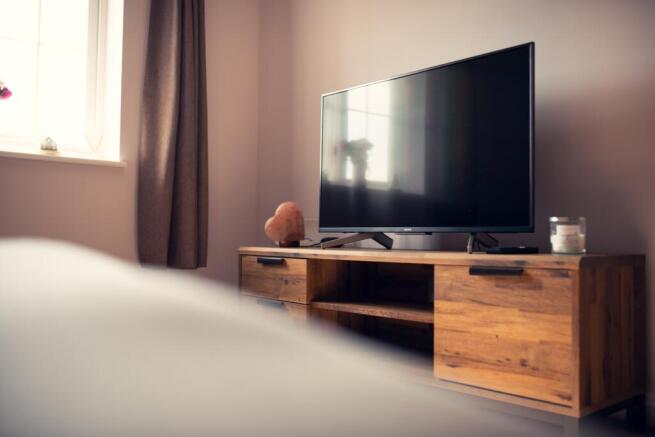 Call 02920 454555 to secure your viewing_14