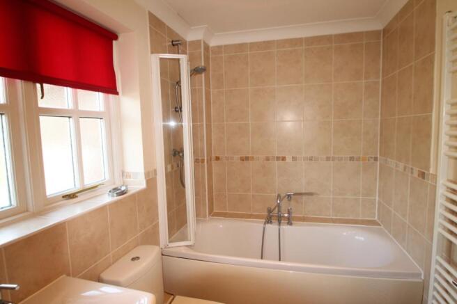 bathroom (Main)