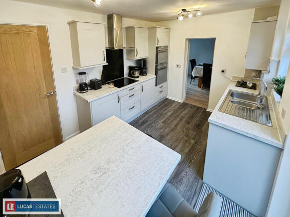 1d4d5c0c--4FC2-8E...