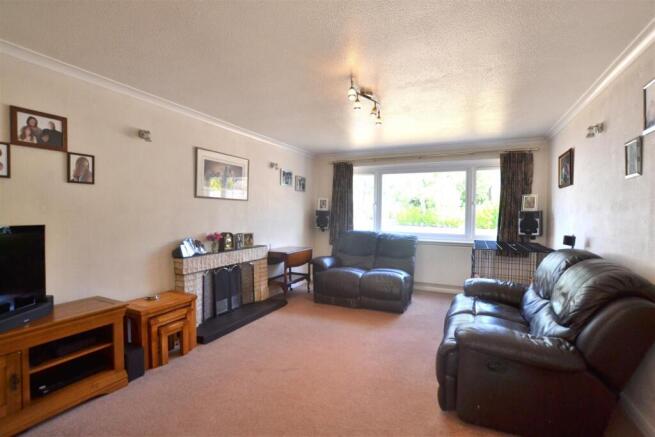 Living Room.JPG