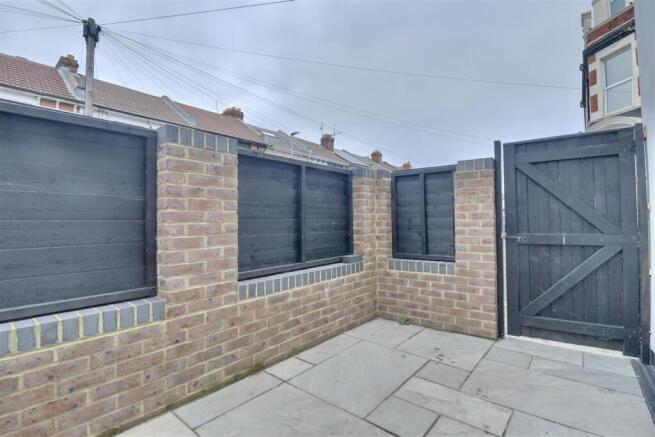 Byron Road, Portsmouth photo 4
