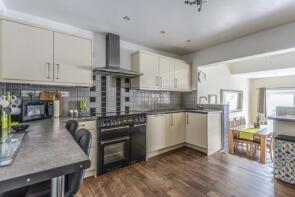 43, Derwent Avenue, Oxford OX3 0AR