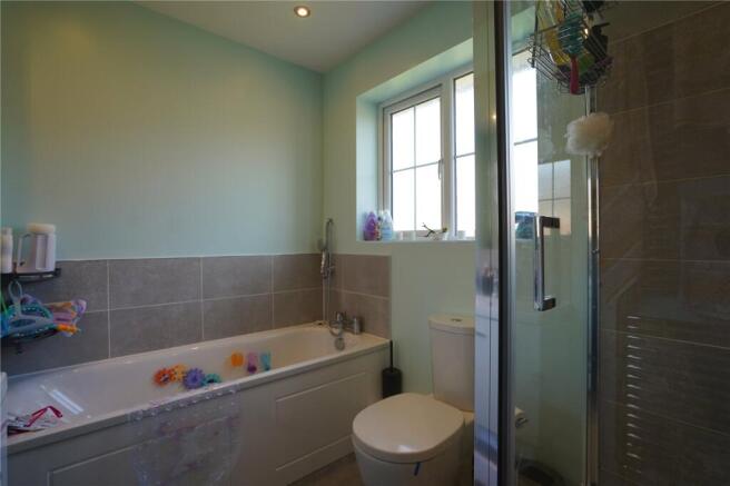 3 bed Detached for sale Image 10