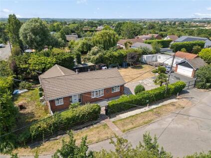Meadow Way, Wickford, Essex, SS12