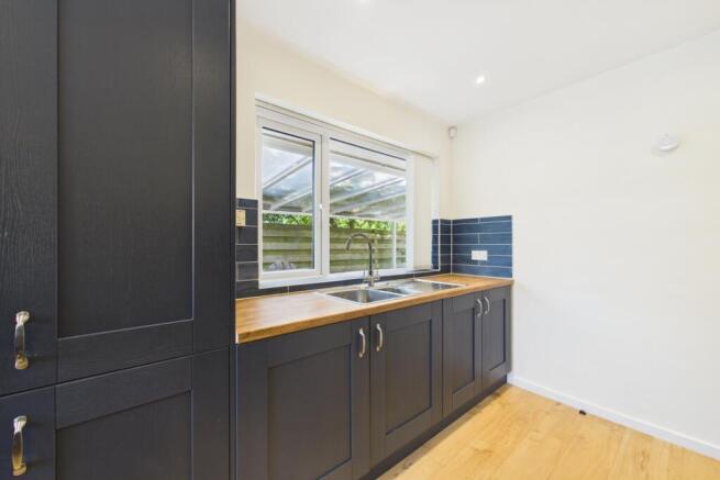 2 bed Detached Bungalow for sale Image 5