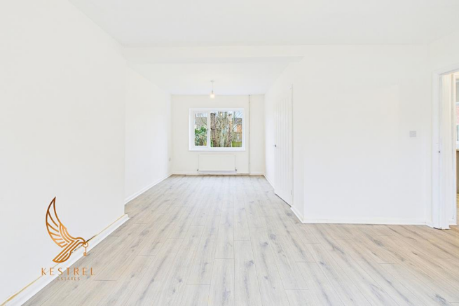 3 bed Semi-Detached for sale Image 6