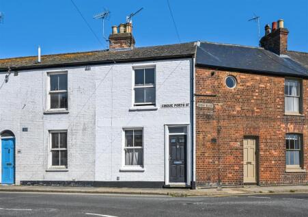 Cinque Ports Street, Rye, East Sussex TN31 7AD