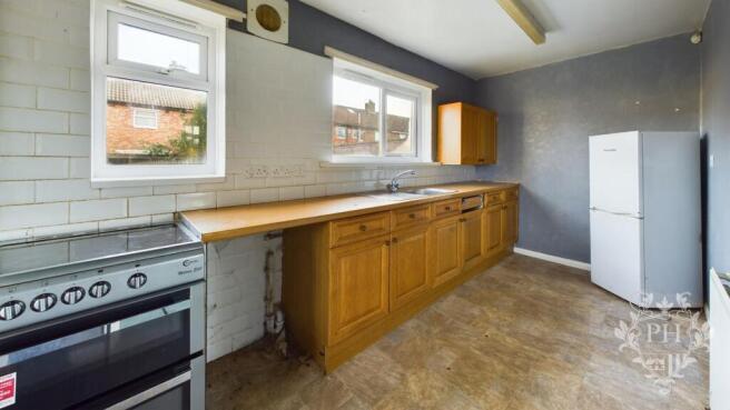 3 bed Semi-Detached for sale Image 4