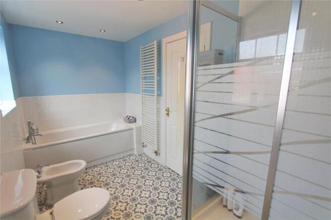 Ensuite To Master