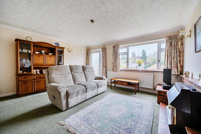 1436027-15-69cd0a...