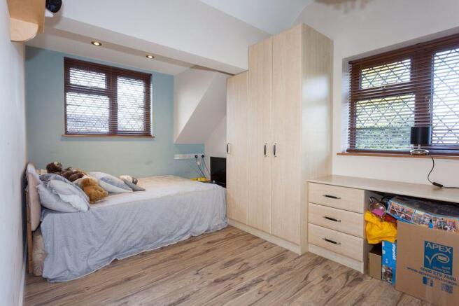 BEDROOM 4 