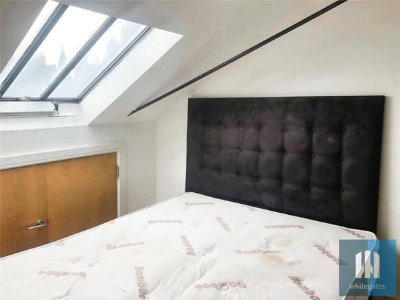 2 bed Apartment to rent Image 8