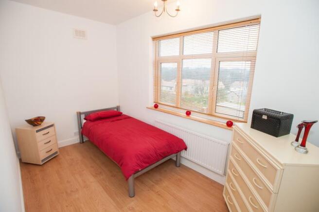 Bedroom4