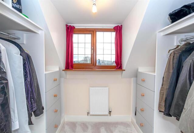Bedroom 2 Closet.jpg
