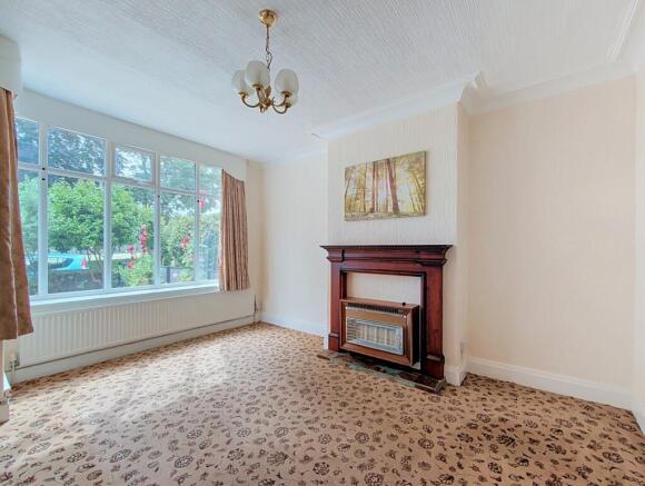 3 bed Semi-Detached to rent Image 5