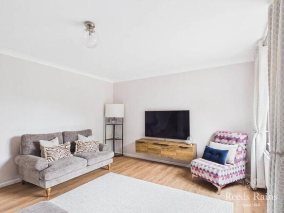 4 bed Detached for sale Image 4