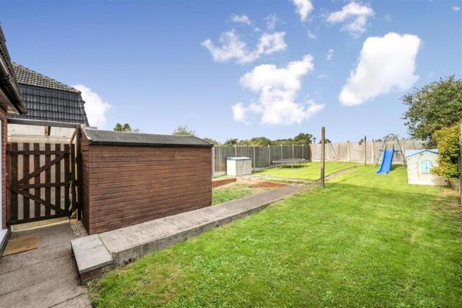 Link Road, Anstey photo 4