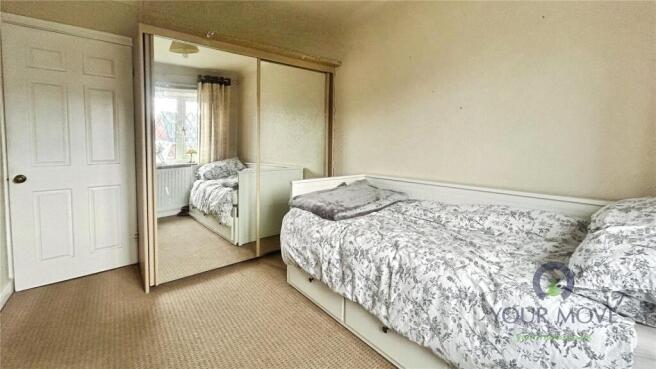 4 bed Bungalow for sale Image 11
