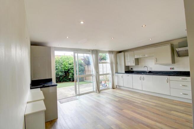 Kitchen 2