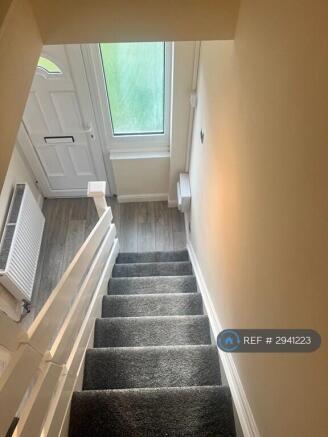 2 bed Terraced to rent Image 5