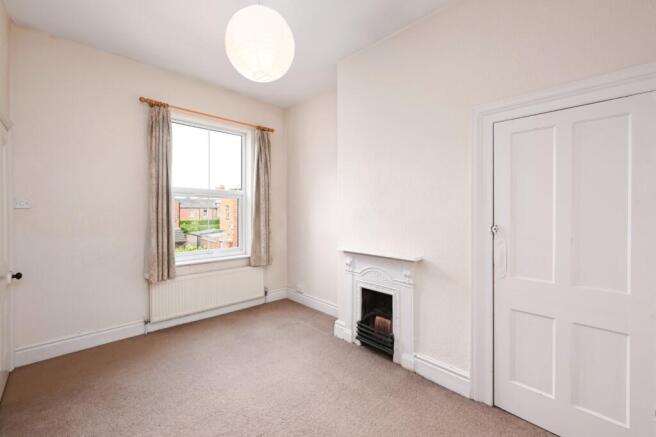 3 bed Terraced for sale Image 7