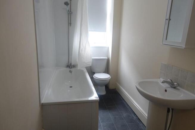 1 bed Flat to rent Image 4