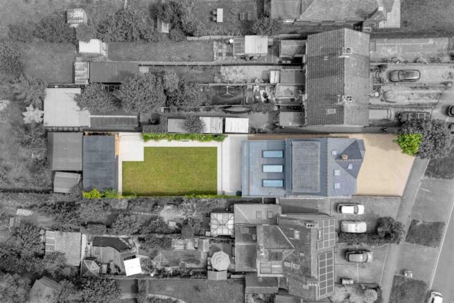 Overhead image