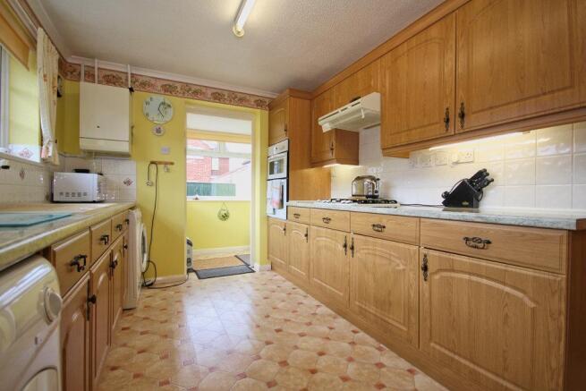 8 cedarwood avenue Hull (6)_lzn.jpg