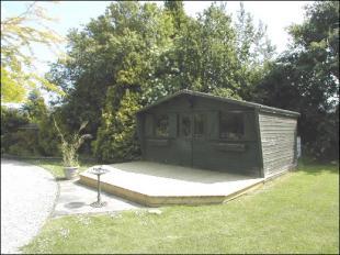 Detached Summerhouse