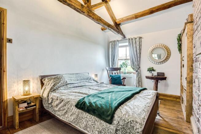 4 bed Character Property for sale Image 11