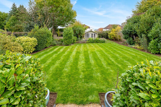 West Coulsdon, Surrey photo 4