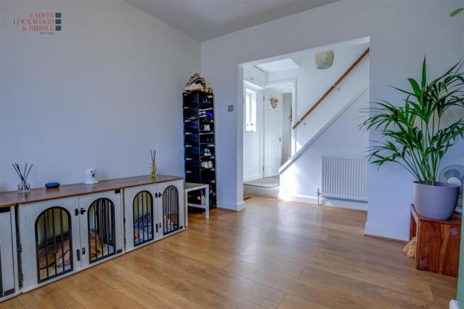 3 bed Semi-Detached for sale Image 7