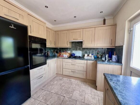 Tanhouse Drive, Caerleon, Newport. NP18 1BS photo 4