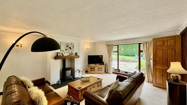 3 bed Detached Bungalow for sale Image 8
