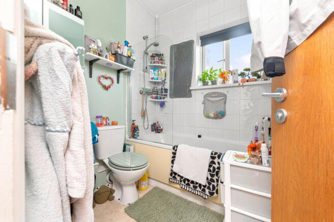 1 bed Flat for sale Image 9