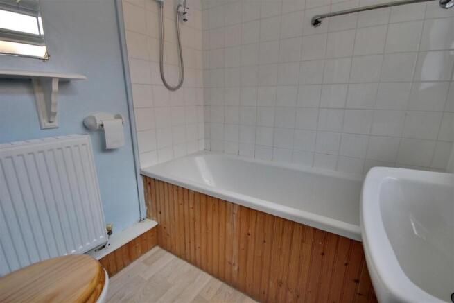 2 bed Terraced for sale Image 7