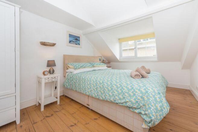 Double bedroom 