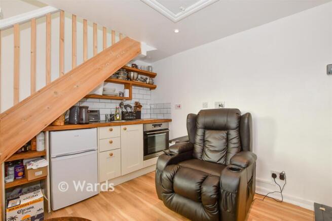 Kitchen/ Lounge