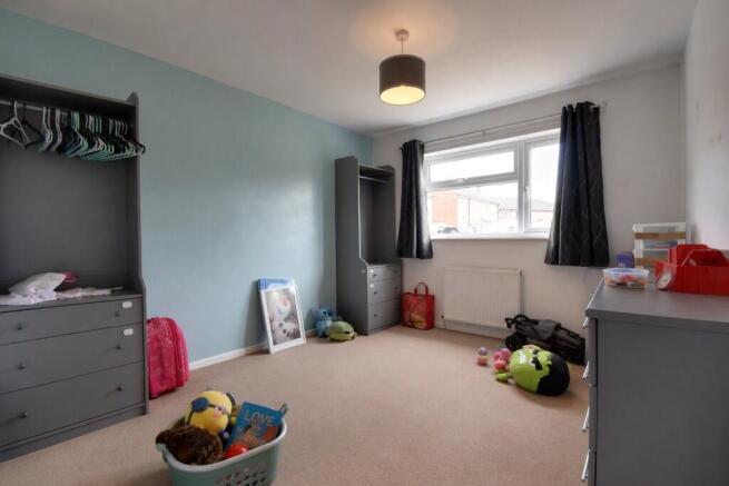 3 bed Bungalow to rent Image 6