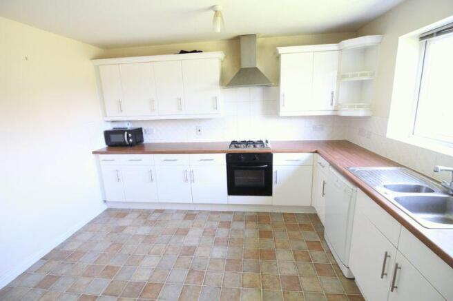 Kitchen/ Dinin...